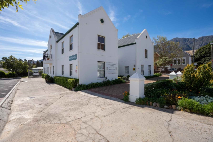 5 Bedroom Property for Sale in Franschhoek Western Cape